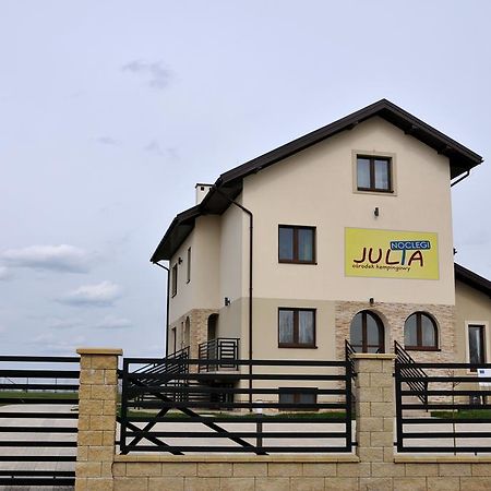 Noclegi Julia Stopnica Pacanów Mietel Exterior foto